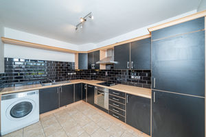 BREAKFAST KITCHEN- click for photo gallery